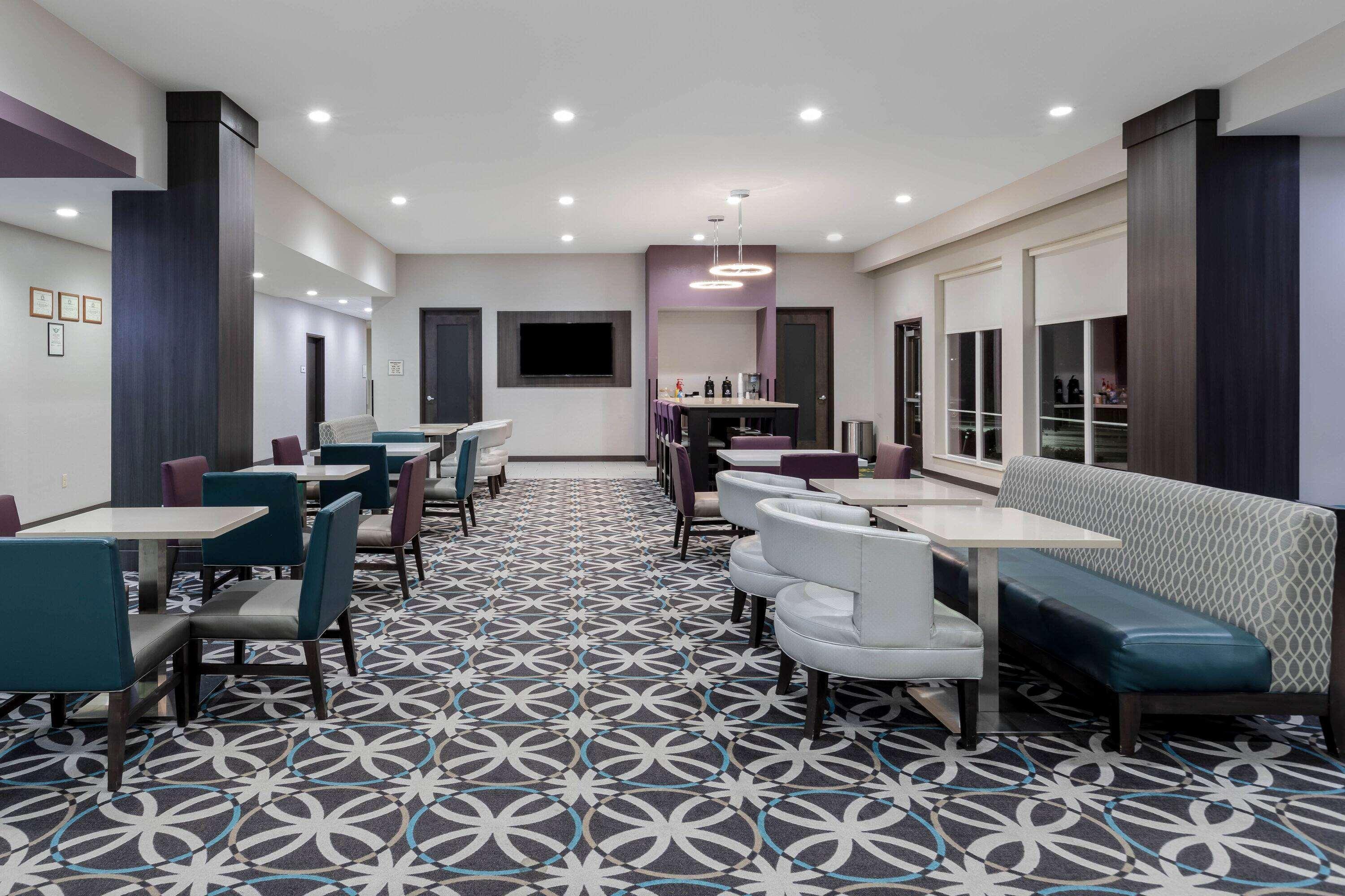 La Quinta By Wyndham Claremore Exterior photo